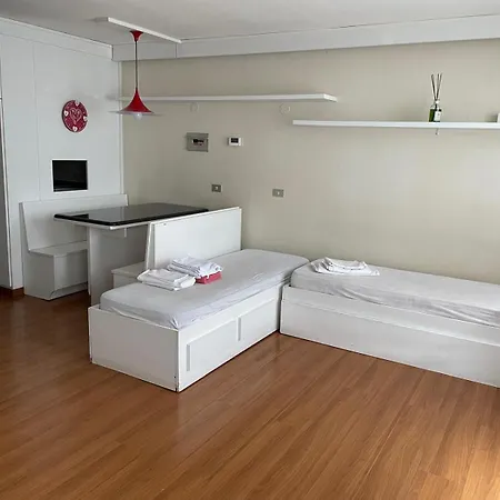 Con Vista Unica Grand'ourse 아파트